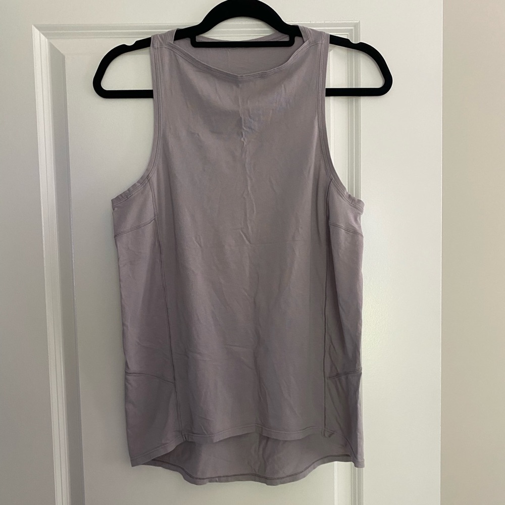 lululemon tank top in lilac - size 6